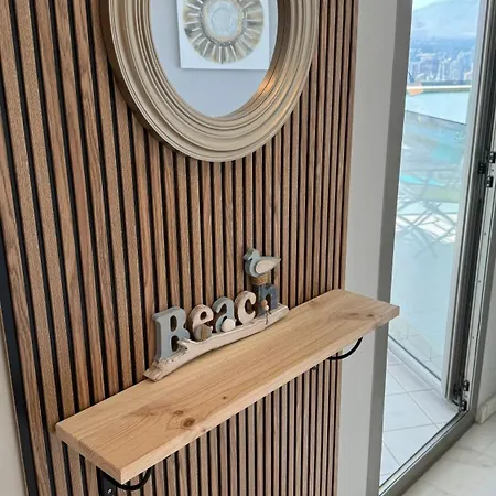 Skyline 23 With Sea Views Apartment