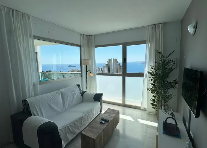 Skyline 23 With Sea Views